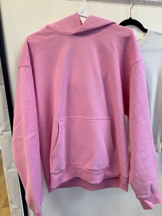 Aritzia Tops - Aritizia perfect jellybean hoodie size xl nwt